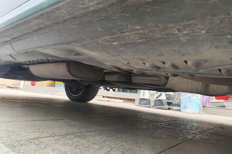 Used Volkswagen Multivan 2012 2.0 TSI Four-Wheel Drive Deluxe Edition Chassis Front Right