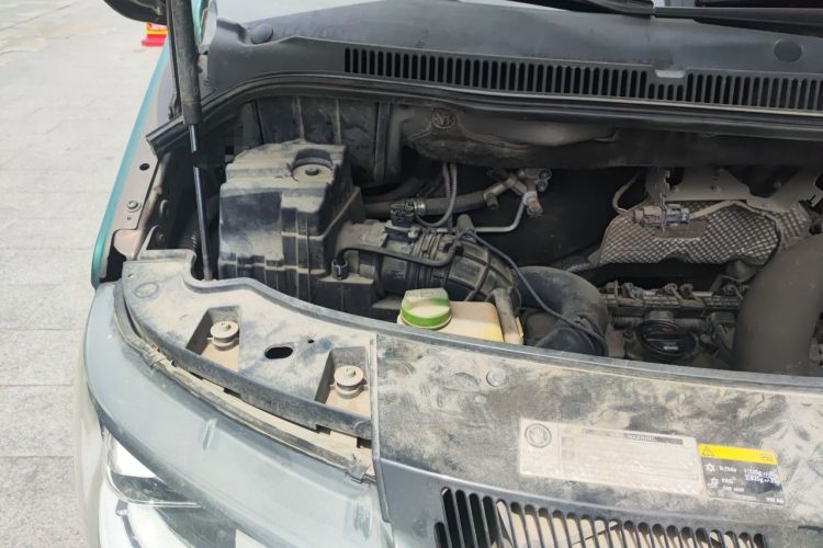 Used Volkswagen Multivan 2012 2.0 TSI Four-Wheel Drive Deluxe Edition Engine Bay Right