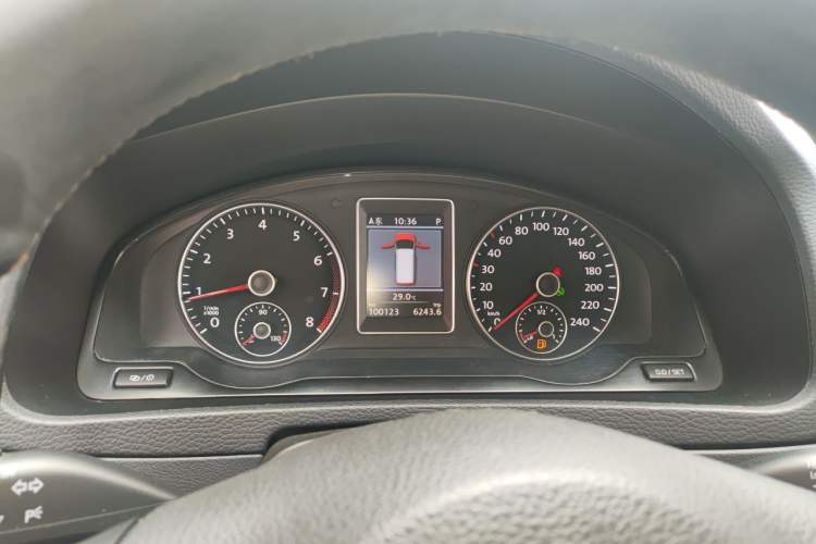 Used Volkswagen Multivan 2012 2.0 TSI Four-Wheel Drive Deluxe Edition Instrument Cluster