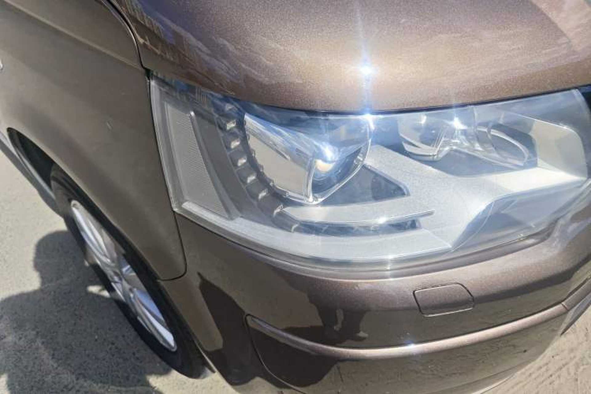 Used Volkswagen Multivan 2012 2.0 TSI Four-Wheel Drive Deluxe Edition Right Front Headlight