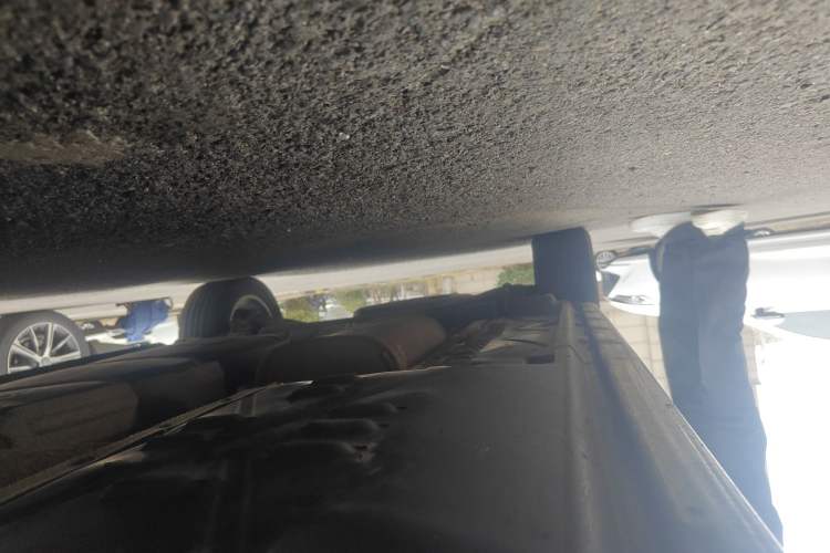 Used Volkswagen Multivan 2012 2.0 TSI Two-Wheel Drive Business Edition Chassis Front Right