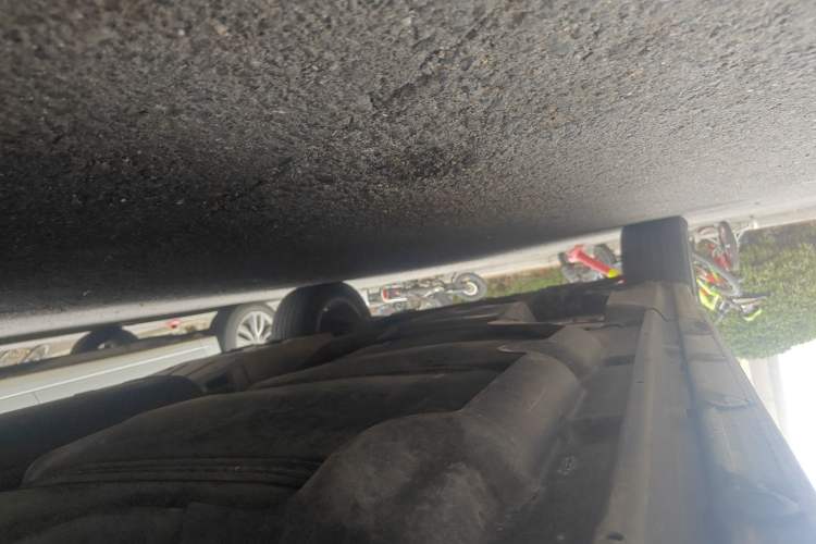 Used Volkswagen Multivan 2012 2.0 TSI Two-Wheel Drive Business Edition Chassis Rear Left