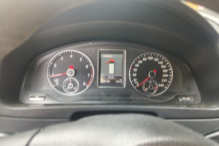 Used Volkswagen Multivan 2012 2.0 TSI Four-Wheel Drive Deluxe Edition Instrument Cluster