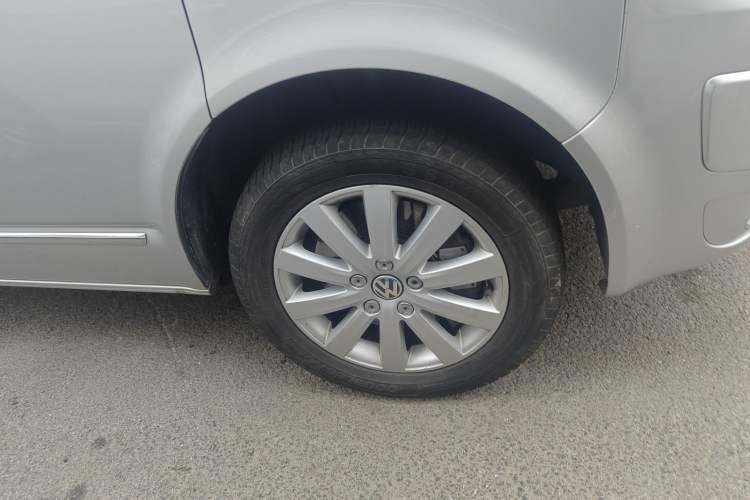 Used Volkswagen Multivan 2012 2.0 TSI Two-Wheel Drive Business Edition Right Front Wheel Hub