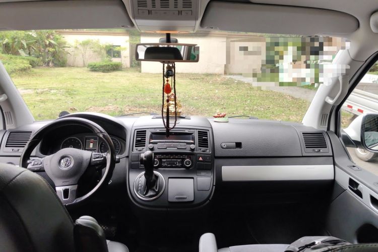 Used Volkswagen Multivan 2012 2.0 TSI Two-Wheel Drive Business Edition Center Console