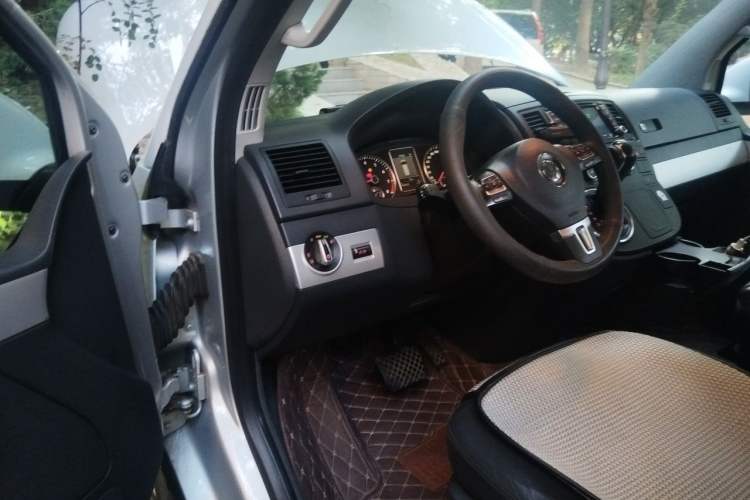 Used Volkswagen Multivan 2012 2.0 TSI Two-Wheel Drive Business Edition Driver Seat