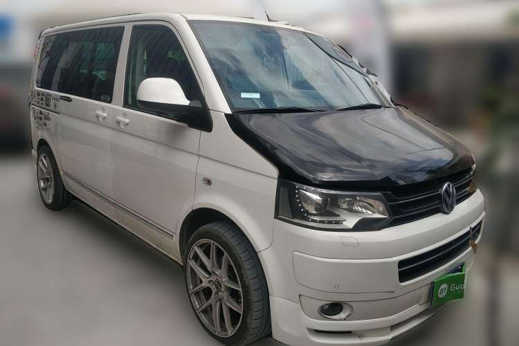 Used Volkswagen Multivan 2012 2.0 TSI Two-Wheel-Drive Luxury Edition Front Right 45 Deg