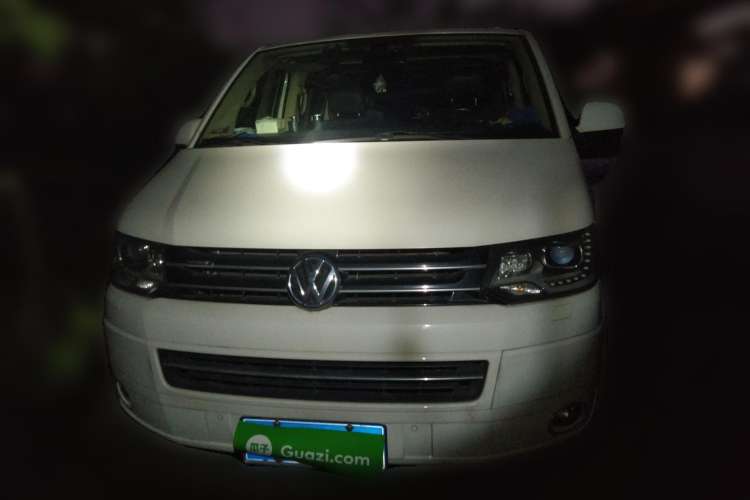 Used Volkswagen Multivan 2012 2.0 TSI Four-Wheel Drive Deluxe Edition Front