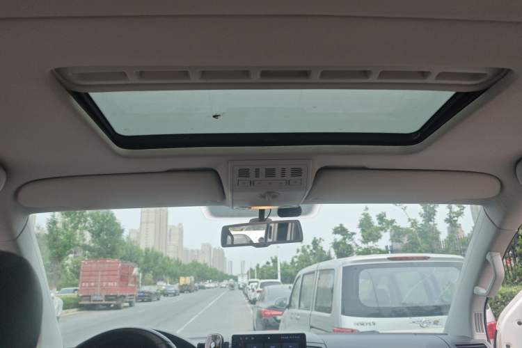 Used Volkswagen Multivan 2012 2.0 TSI Two-Wheel-Drive Luxury Edition Headliner