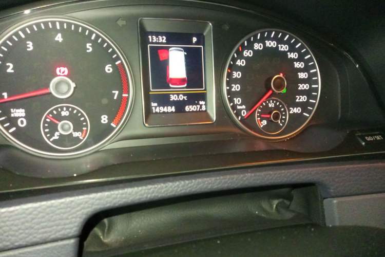 Used Volkswagen Multivan 2012 2.0 TSI Four-Wheel Drive Deluxe Edition Instrument Cluster