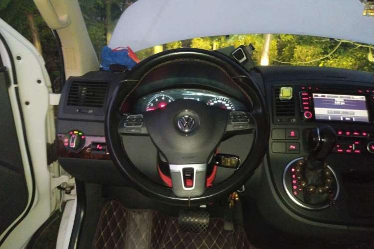 Used Volkswagen Multivan 2012 2.0 TSI Four-Wheel Drive Deluxe Edition Steering Wheel
