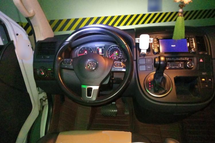 Used Volkswagen Multivan 2012 2.0 TSI Four-Wheel Drive Deluxe Edition Steering Wheel