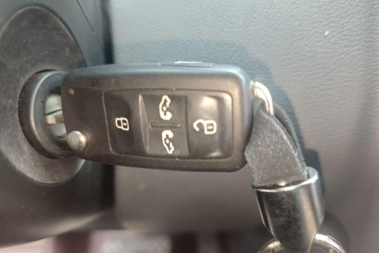 Used Volkswagen Multivan 2012 2.0 TSI Two-Wheel-Drive Luxury Edition Vehicle Key