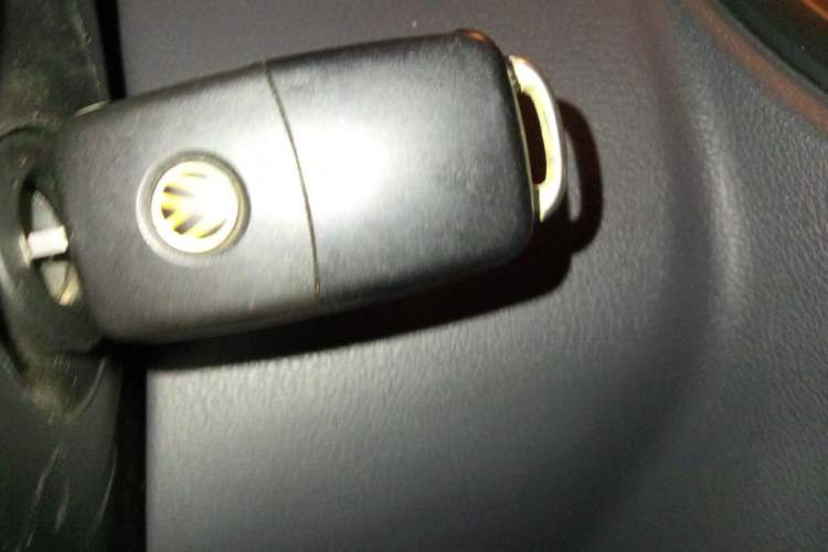Used Volkswagen Multivan 2012 2.0 TSI Four-Wheel Drive Deluxe Edition Vehicle Key