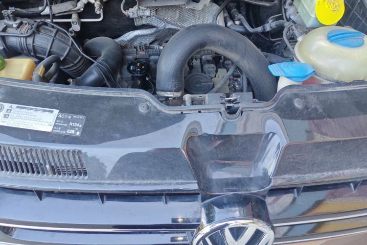 Used Volkswagen Multivan 2012 2.0 TSI Two-Wheel Drive Business Edition Engine Bay