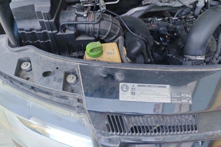 Used Volkswagen Multivan 2012 2.0 TSI Two-Wheel Drive Business Edition Engine Bay Right