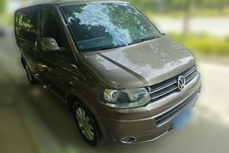 Used Volkswagen Multivan 2012 2.0 TSI Two-Wheel Drive Business Edition Front Right 45 Deg