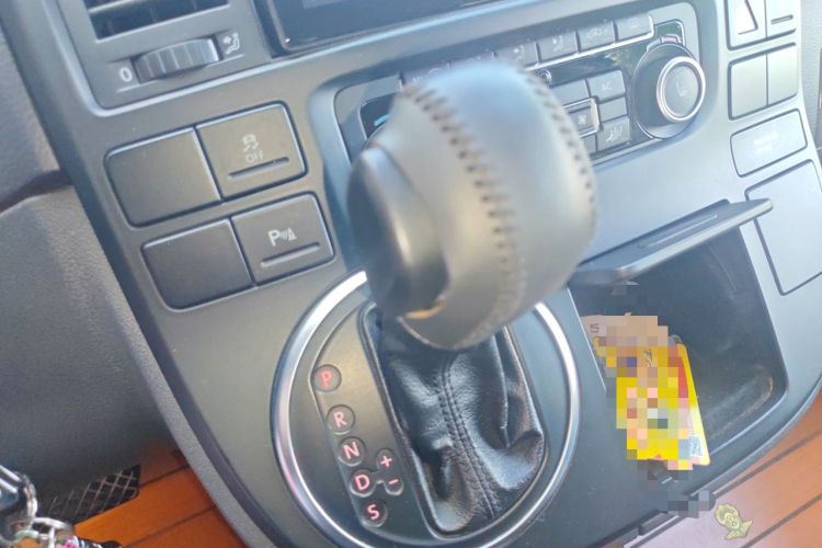 Used Volkswagen Multivan 2012 2.0 TSI Two-Wheel Drive Business Edition Gear Lever