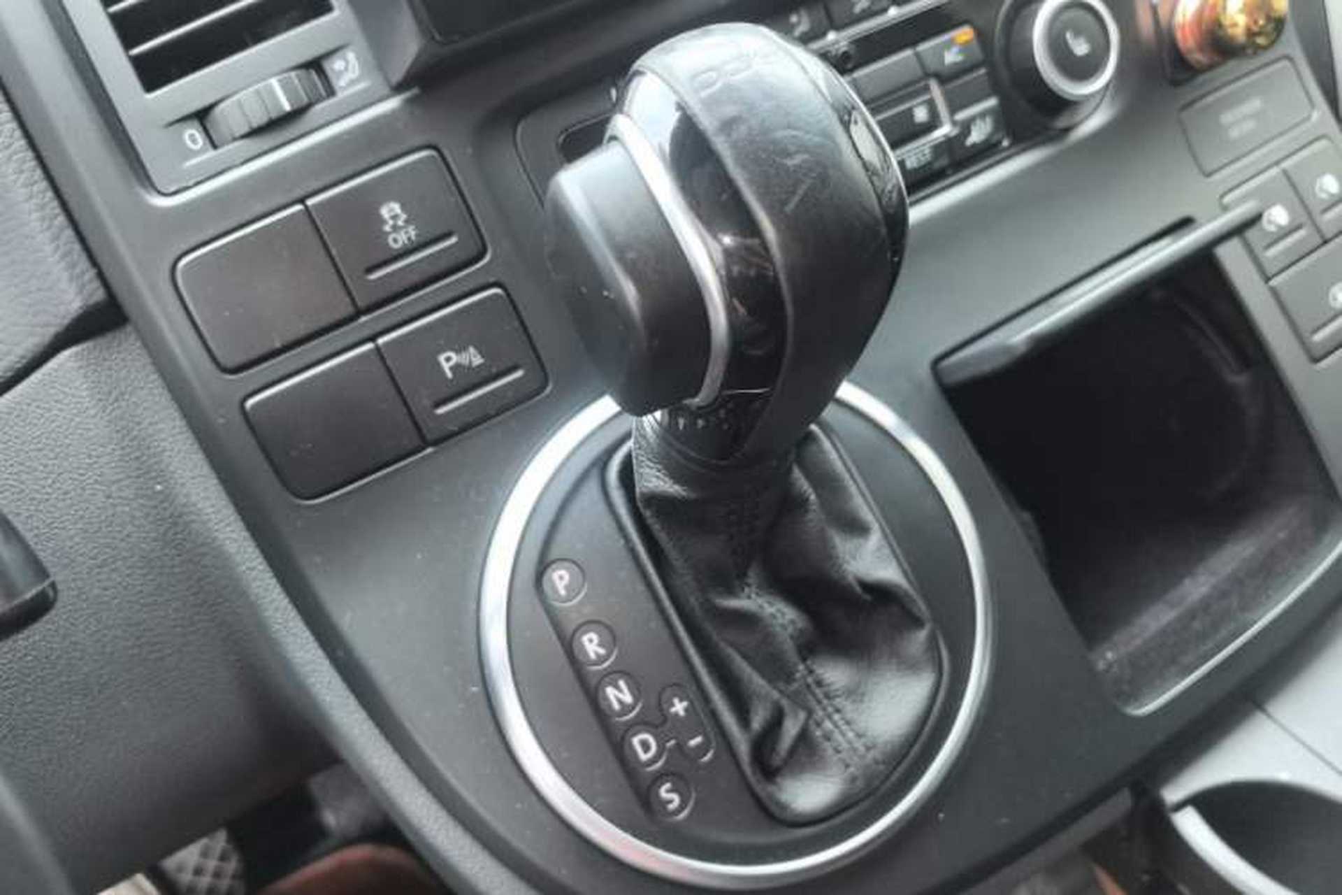 Used Volkswagen Multivan 2012 2.0 TSI Two-Wheel-Drive Luxury Edition Gear Lever