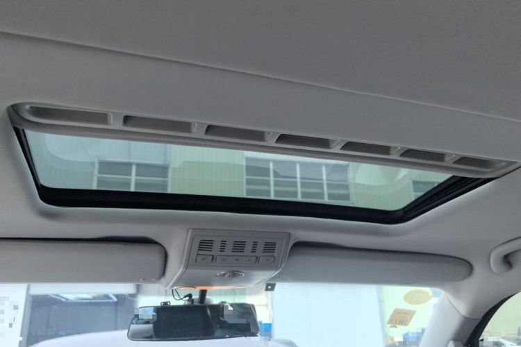Used Volkswagen Multivan 2012 2.0 TSI Two-Wheel-Drive Luxury Edition Headliner