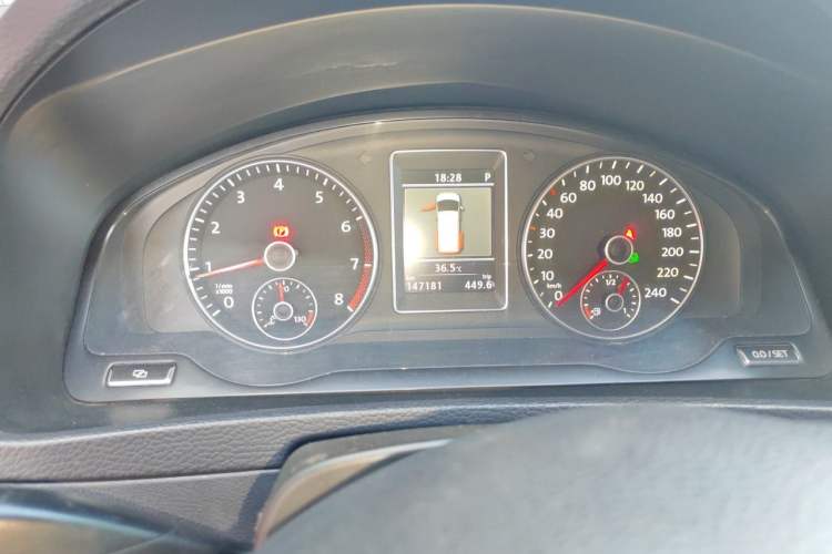 Used Volkswagen Multivan 2012 2.0 TSI Two-Wheel Drive Business Edition Instrument Cluster