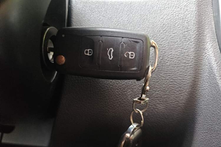 Used Volkswagen Multivan 2012 2.0 TSI Two-Wheel Drive Business Edition Vehicle Key