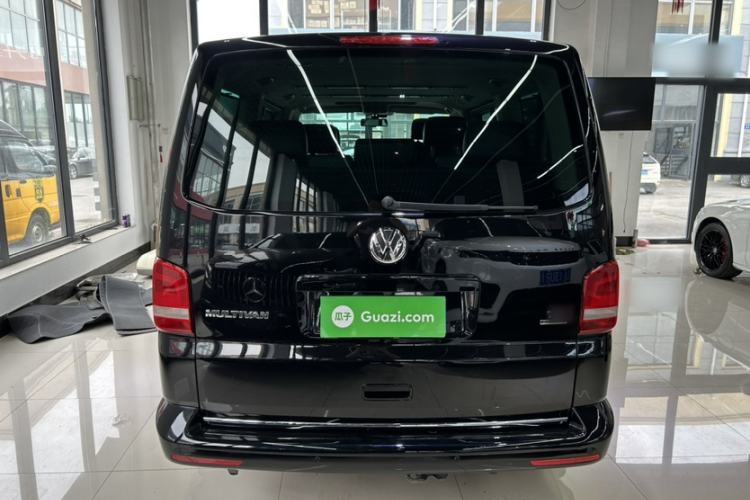 Used Volkswagen Multivan 2014 2.0 TSI Four-Wheel-Drive Executive Edition Exterior 4