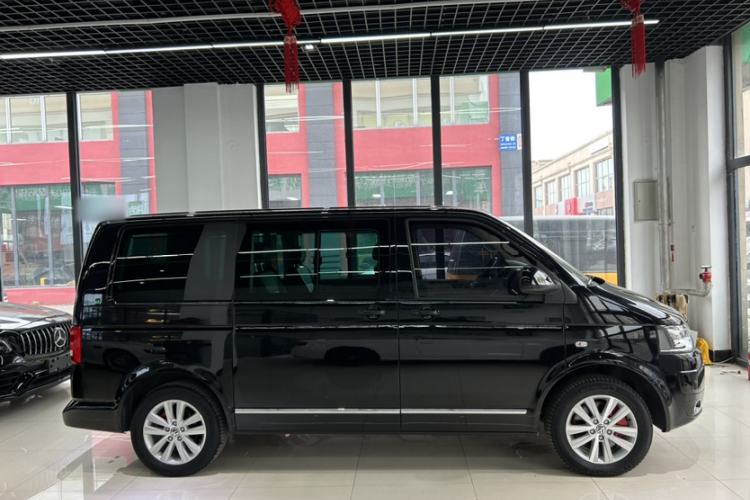 Used Volkswagen Multivan 2014 2.0 TSI Four-Wheel-Drive Executive Edition Exterior 8