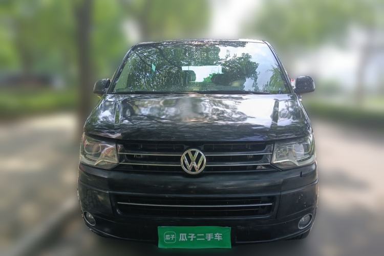 Used Volkswagen Multivan 2014 2.0 TSI Four-Wheel-Drive Executive Edition Front