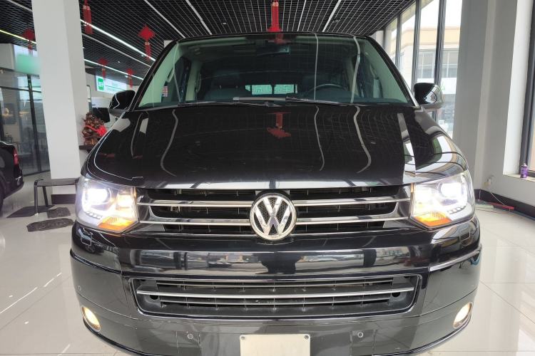 Used Volkswagen Multivan 2014 2.0 TSI Four-Wheel-Drive Executive Edition Front