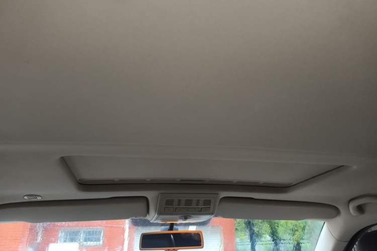 Used Volkswagen Multivan 2014 2.0 TSI Four-Wheel-Drive Executive Edition Headliner