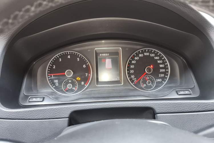 Used Volkswagen Multivan 2014 2.0 TSI Four-Wheel-Drive Executive Edition Instrument Cluster