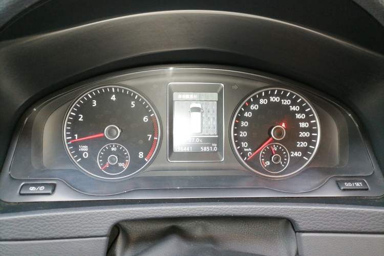 Used Volkswagen Multivan 2014 2.0 TSI Four-Wheel-Drive Executive Edition Instrument Cluster