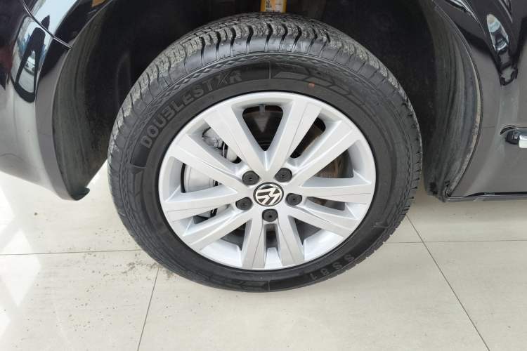 Used Volkswagen Multivan 2014 2.0 TSI Four-Wheel-Drive Executive Edition Left Front Wheel Hub