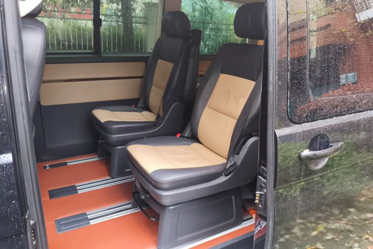 Used Volkswagen Multivan 2014 2.0 TSI Four-Wheel-Drive Executive Edition Left Rear Seat