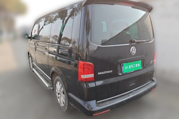 Used Volkswagen Multivan 2014 2.0 TSI Four-Wheel-Drive Executive Edition Rear Left 45 Deg