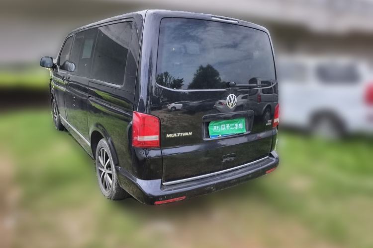 Used Volkswagen Multivan 2014 2.0 TSI Four-Wheel-Drive Executive Edition Rear Left 45 Deg