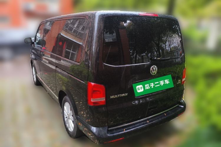 Used Volkswagen Multivan 2014 2.0 TSI Four-Wheel-Drive Executive Edition Rear Left 45 Deg