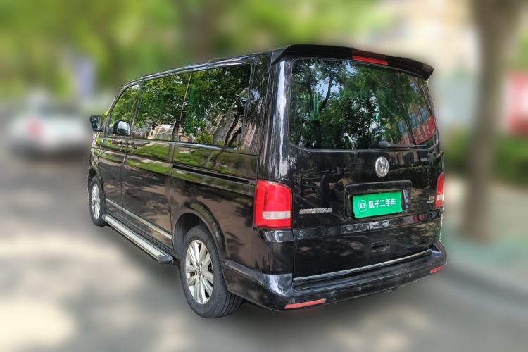 Used Volkswagen Multivan 2014 2.0 TSI Four-Wheel-Drive Executive Edition Rear Left 45 Deg
