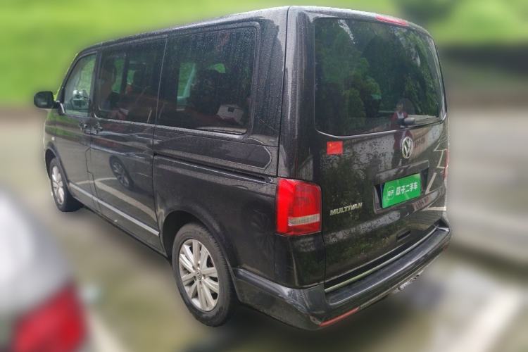 Used Volkswagen Multivan 2014 2.0 TSI Four-Wheel-Drive Executive Edition Rear Left 45 Deg