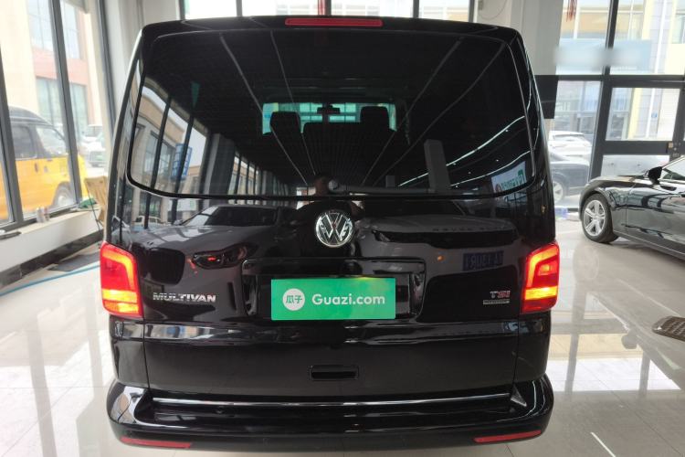 Used Volkswagen Multivan 2014 2.0 TSI Four-Wheel-Drive Executive Edition Rear