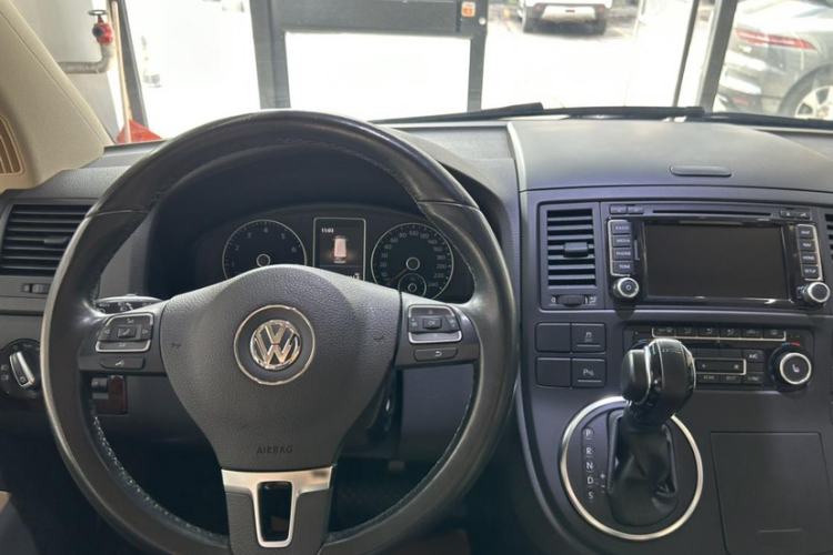 Used Volkswagen Multivan 2014 2.0 TSI Four-Wheel-Drive Executive Edition Steering Wheel
