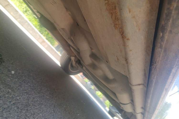 Used Volkswagen Multivan  Chassis Front Left