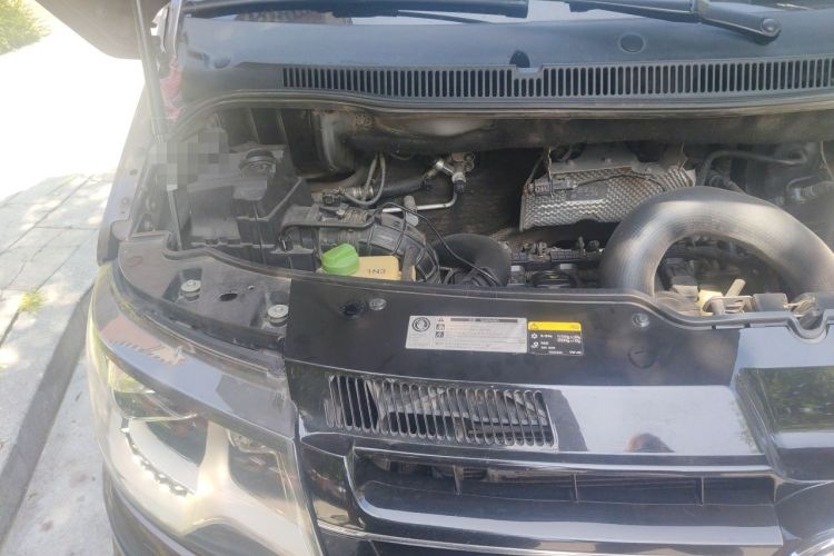 Used Volkswagen Multivan  Engine Bay Right