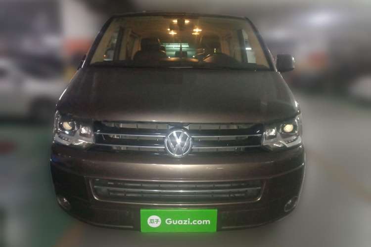 Used Volkswagen Multivan 2014 2.0 TSI Four-Wheel-Drive Executive Edition Front