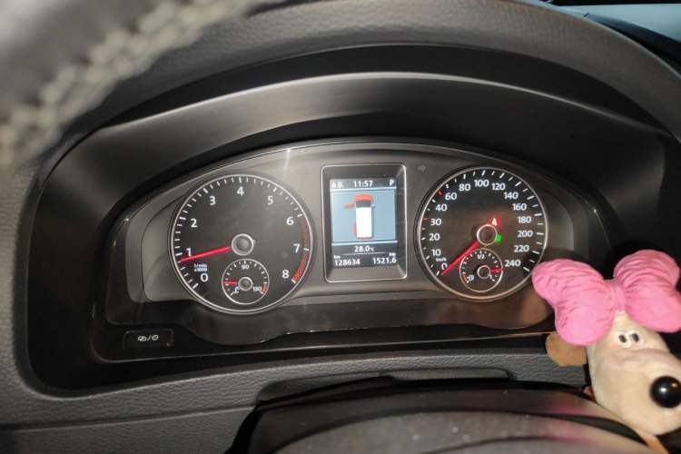 Used Volkswagen Multivan 2014 2.0 TSI Four-Wheel-Drive Executive Edition Instrument Cluster