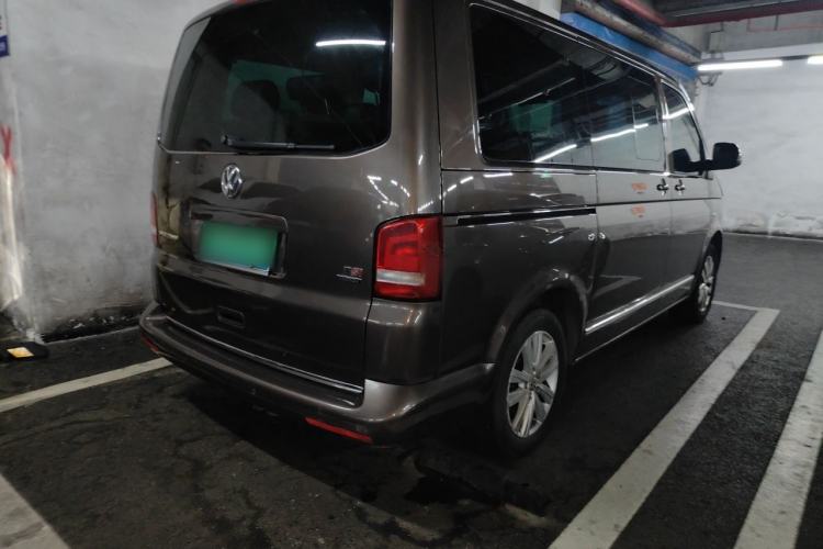 Used Volkswagen Multivan 2014 2.0 TSI Four-Wheel-Drive Executive Edition Rear Right 45 Deg