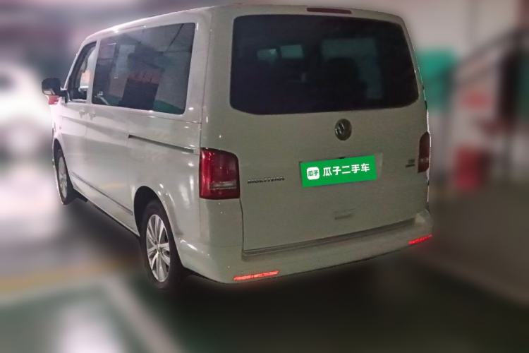 Used Volkswagen Multivan 2014 2.0 TSI Four-Wheel-Drive Executive Edition Rear Left 45 Deg