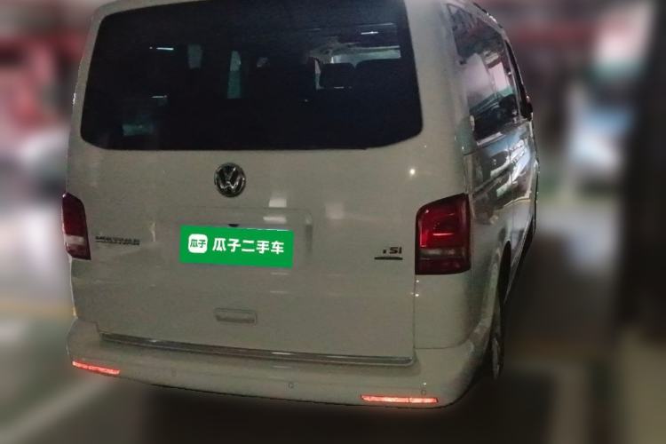 Used Volkswagen Multivan 2014 2.0 TSI Four-Wheel-Drive Executive Edition Rear Right 45 Deg