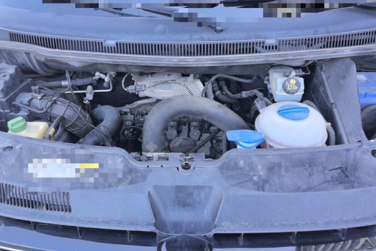 Used Volkswagen Multivan 2015 2.0 TSI Four-Wheel Drive 65th Anniversary Limited Edition Engine Bay